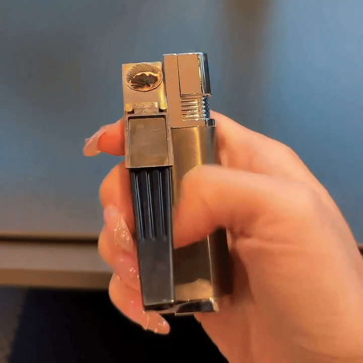 How to use the foldable pipe lighter